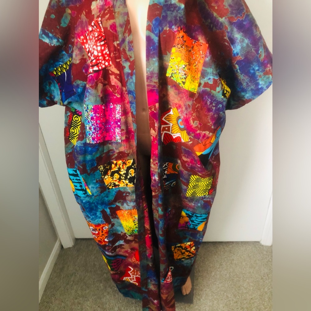 Vibrant Batik Front Patchwork Kimono - image 8